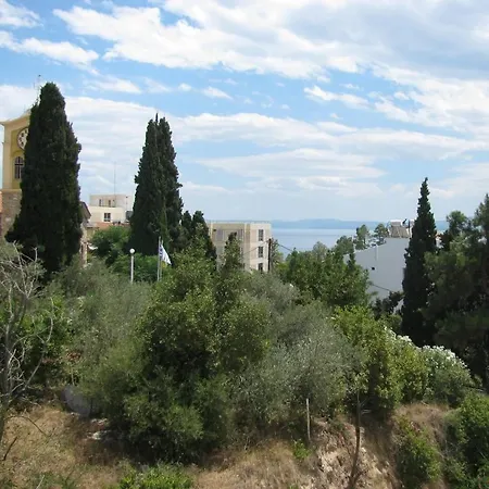 Aiolos Otel 2*