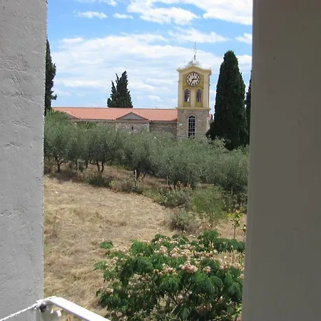 Aiolos Hotel